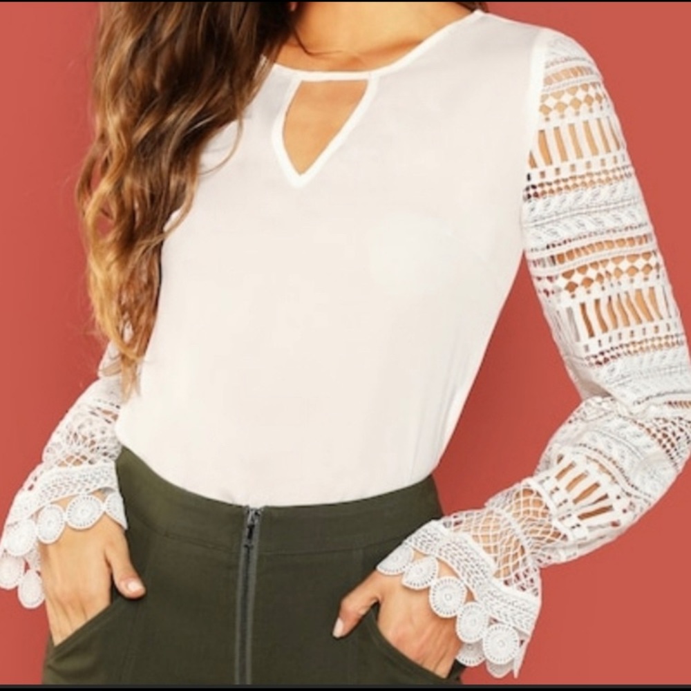 Laced sleeve blouse